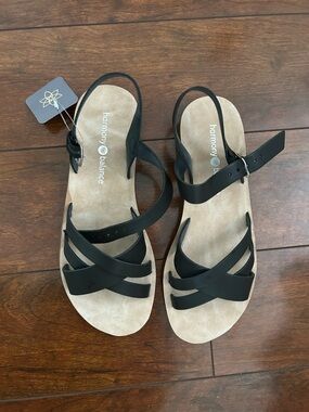 Harmony Balance Chipper Black Strappy Sandal NWT